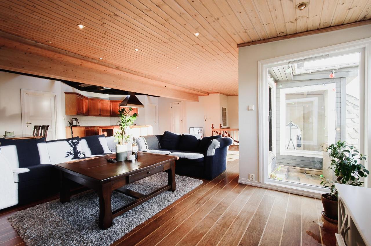 Spacious Penthouse With Grand Terrace เบอร์เกน ภายนอก รูปภาพ